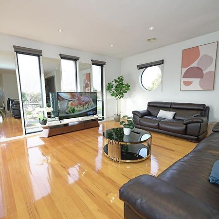 Luxury 7Brm Entire House Lakeview Blackswans Wifi Bbq Resort Point Cook Esterno foto