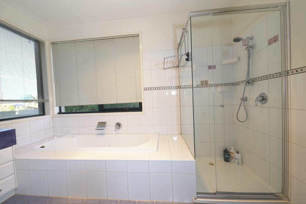 Luxury 7Brm Entire House Lakeview Blackswans Wifi Bbq Resort Point Cook Esterno foto