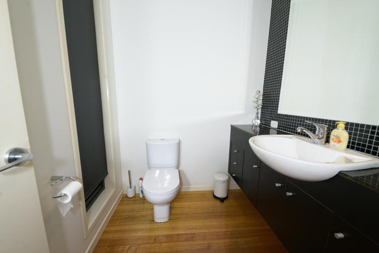 Luxury 7Brm Entire House Lakeview Blackswans Wifi Bbq Resort Point Cook Esterno foto