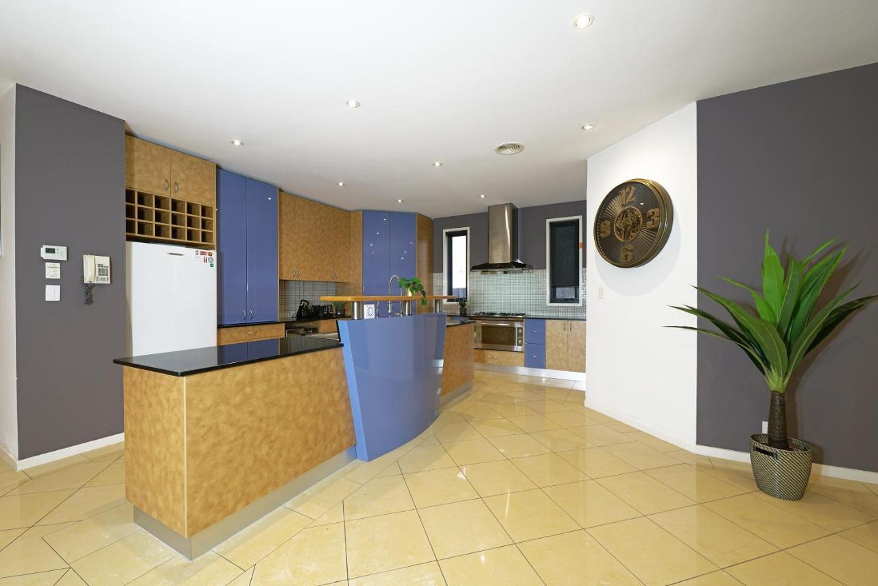 Luxury 7Brm Entire House Lakeview Blackswans Wifi Bbq Resort Point Cook Esterno foto