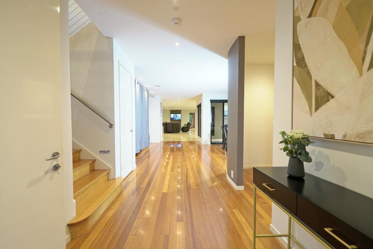 Luxury 7Brm Entire House Lakeview Blackswans Wifi Bbq Resort Point Cook Esterno foto