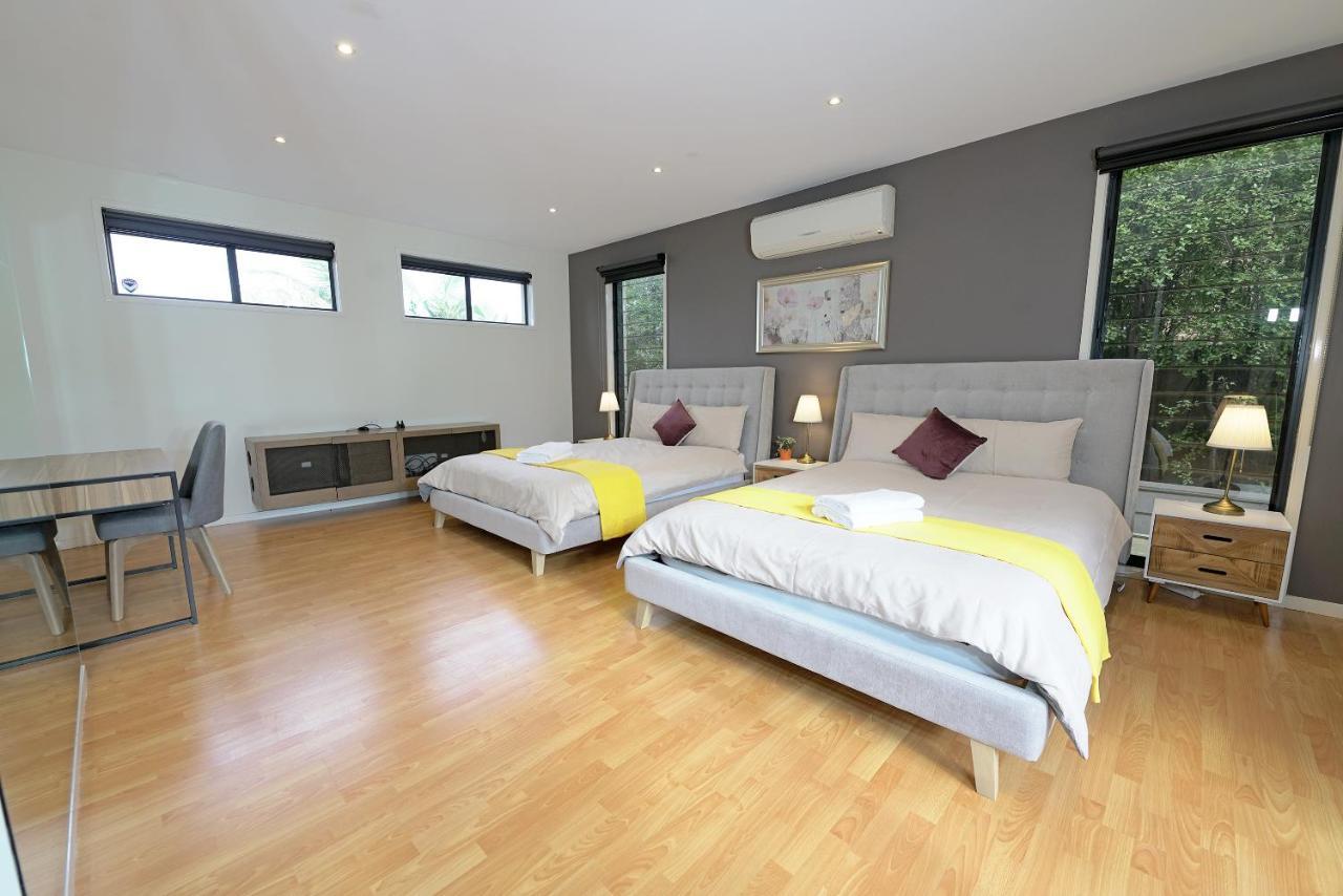 Luxury 7Brm Entire House Lakeview Blackswans Wifi Bbq Resort Point Cook Esterno foto