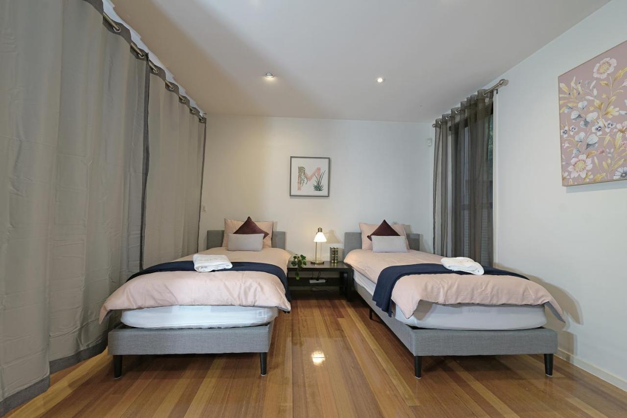 Luxury 7Brm Entire House Lakeview Blackswans Wifi Bbq Resort Point Cook Esterno foto