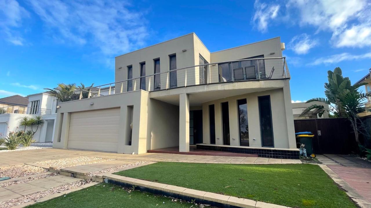 Luxury 7Brm Entire House Lakeview Blackswans Wifi Bbq Resort Point Cook Esterno foto